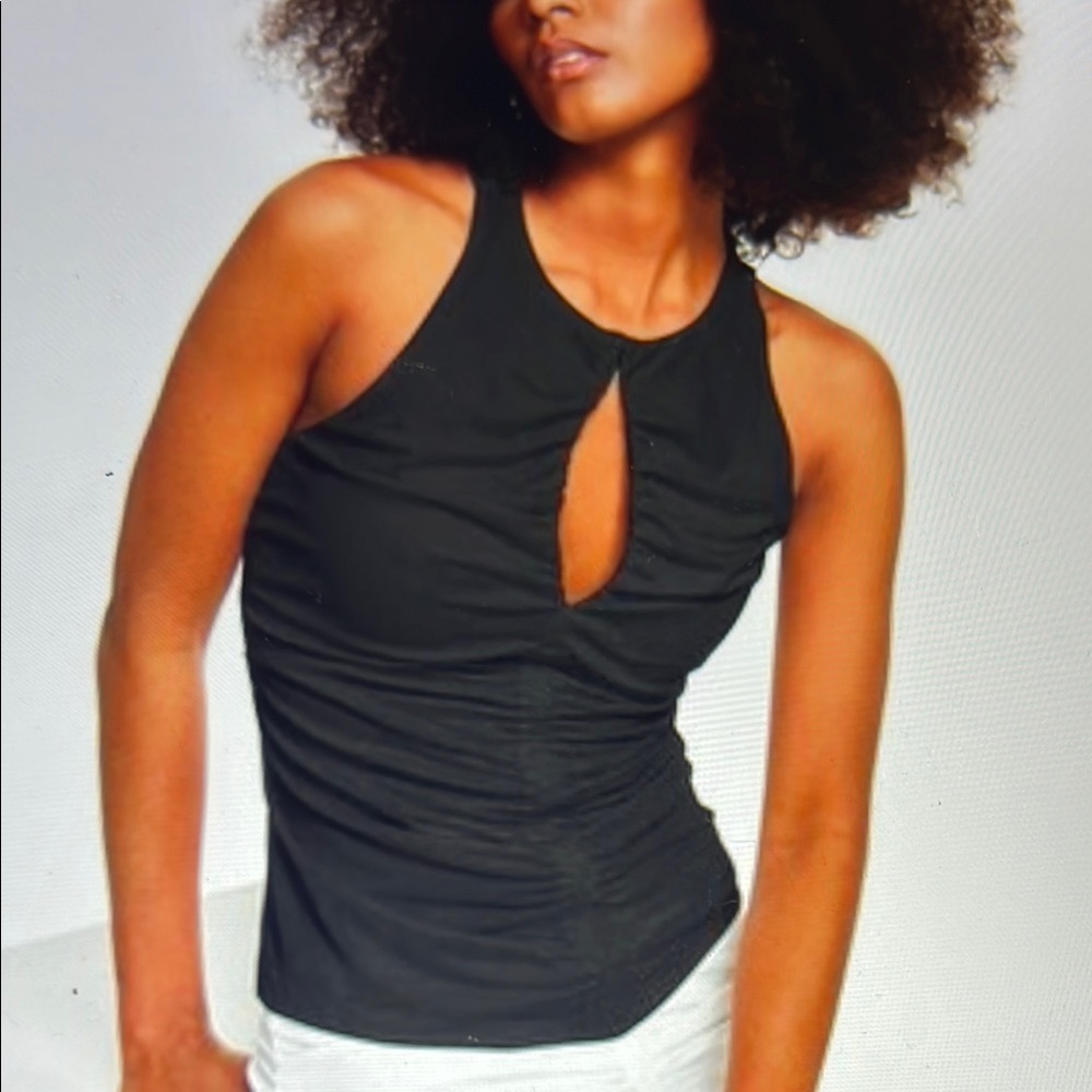 Black Sleeveless Ruched Top